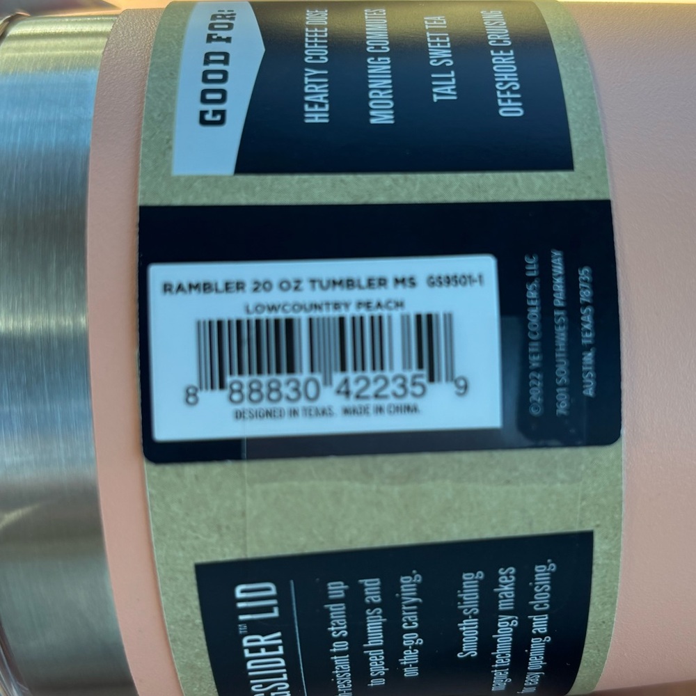 New Yeti Rambler 20 oz Tumbler - Picture 2 of 3